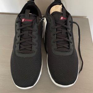 BRAND NEW Men’s Sneakers